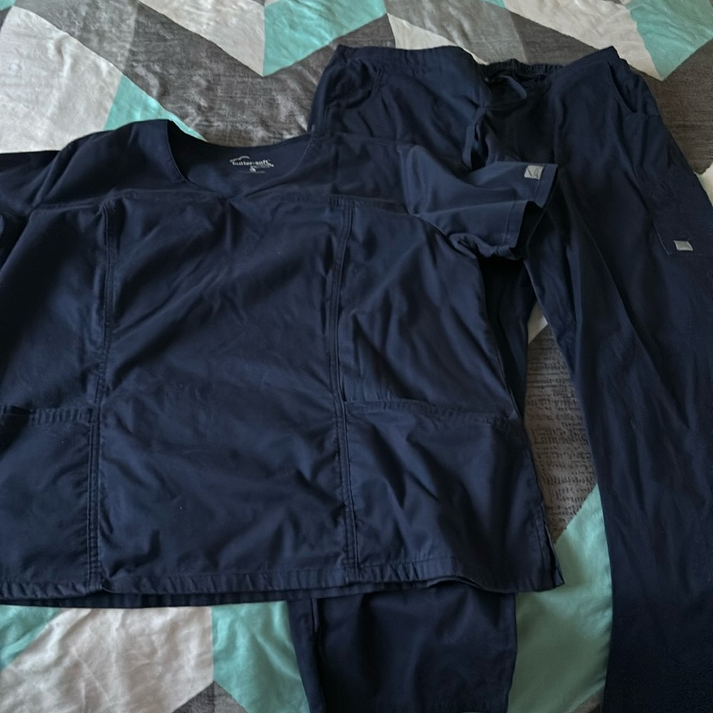 Set of scrubs